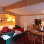 Les Melezes Hotel